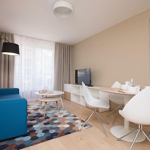 Aparthotel Hello Halicka 5